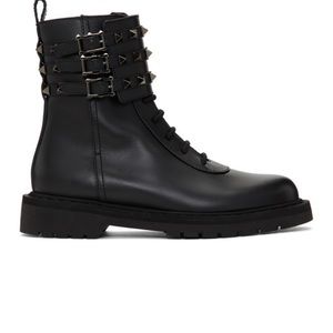 Valentino Black Valentino Garavani Rockstud Combat Boots, in very good condition